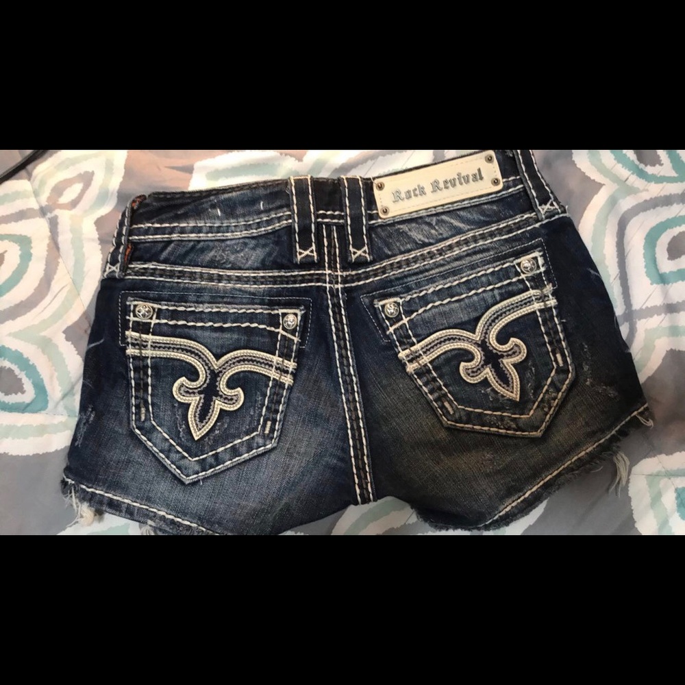 Rock Revival shorts! Size 24